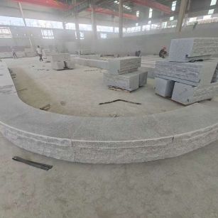 宣城 芝麻白异形坐凳，自然面光面弧形加工