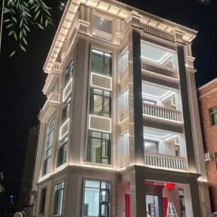 宣城 芝麻白花岗岩别墅外墙夜间效果