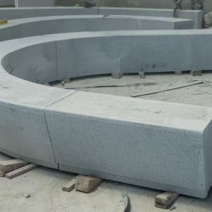 宣城 芝麻白花岗岩光面弧形坐凳