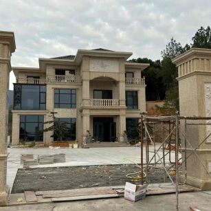 宣城 黄金麻花岗岩别墅雕花外墙干挂配上门口雕花罗马柱