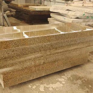 宣城 黄金麻栏杆料半成品加工中