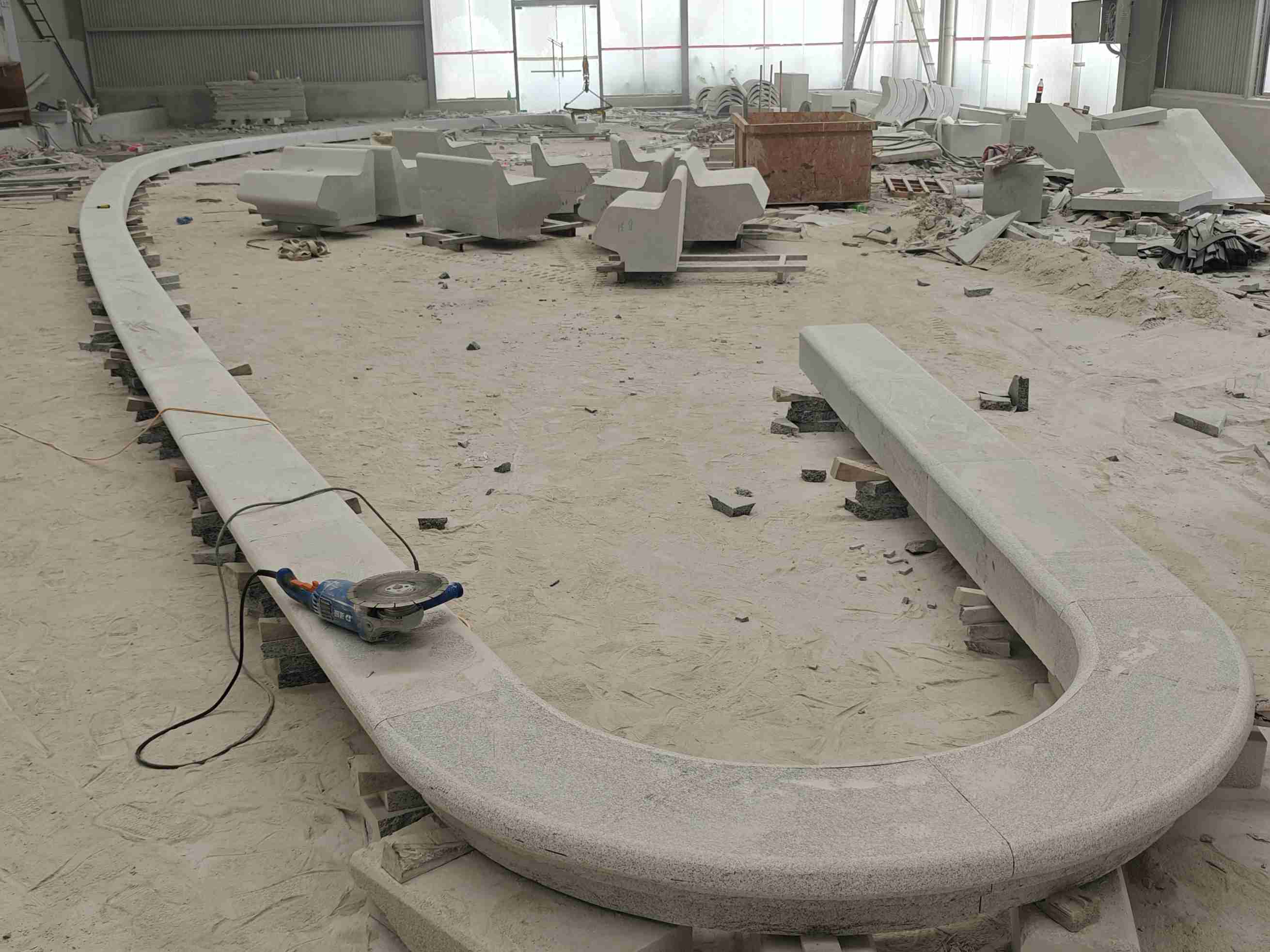 宣城 芝麻白花岗岩弧形花坛石，坐凳石