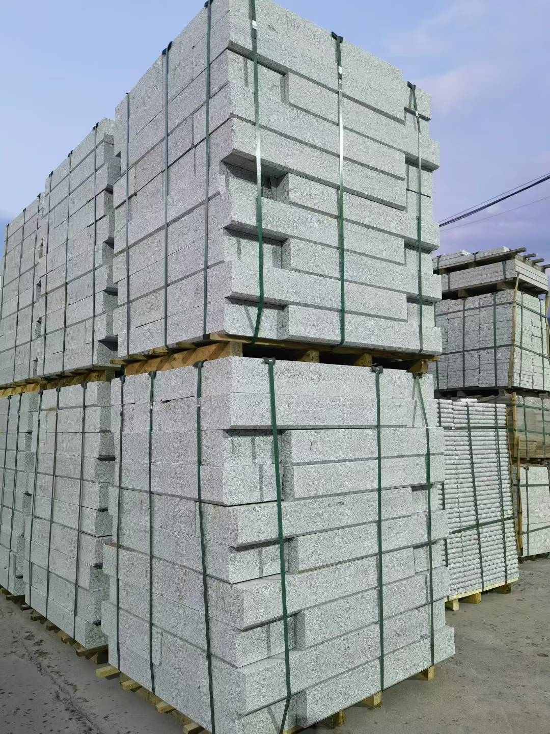 宣城 芝麻白花岗岩路沿石，路缘石，路肩石，道牙，立缘石，马路牙子，街沿石，侧石等