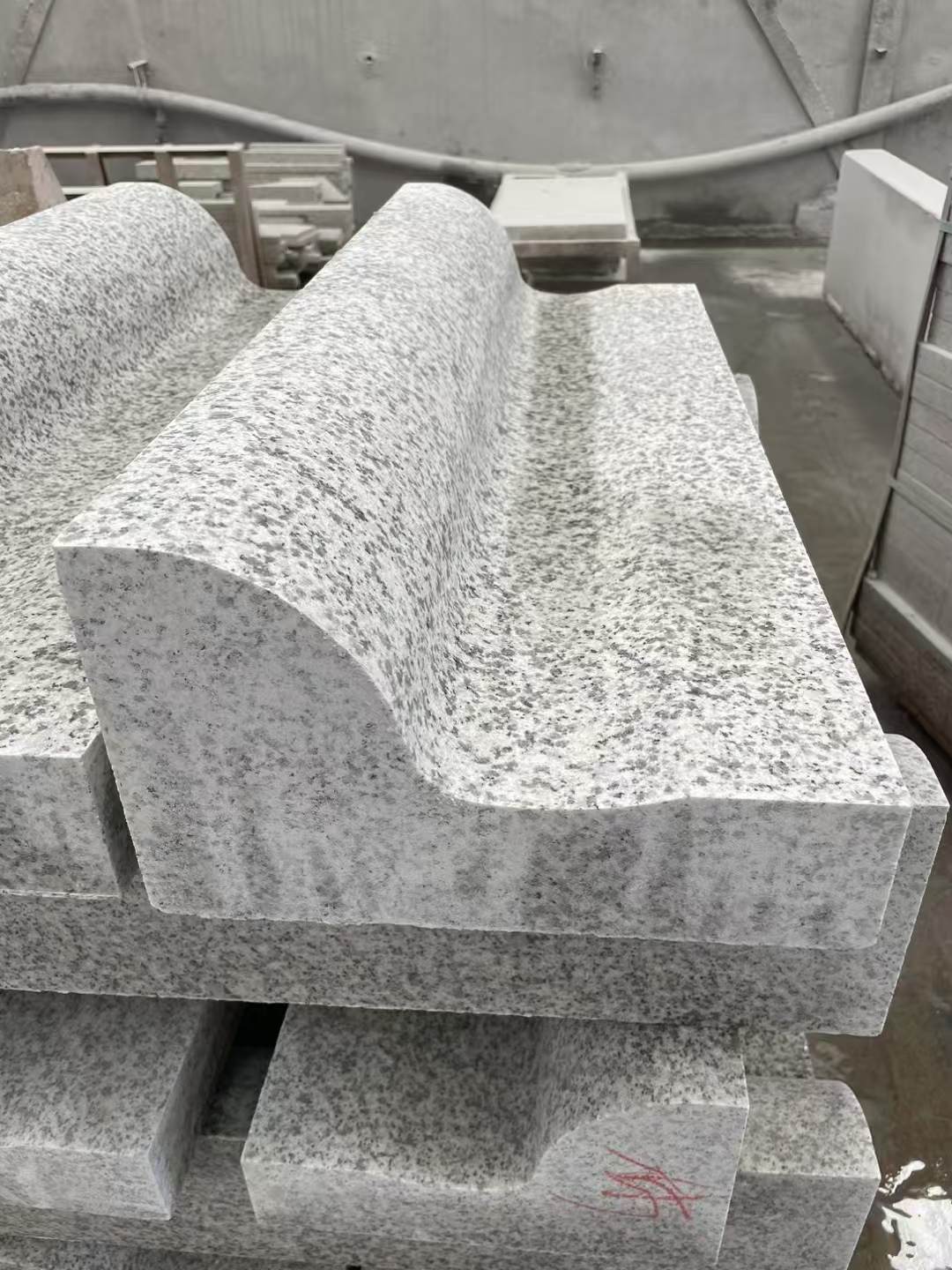 宣城 白麻花岗岩S型路沿石，路侧石，马路牙子等