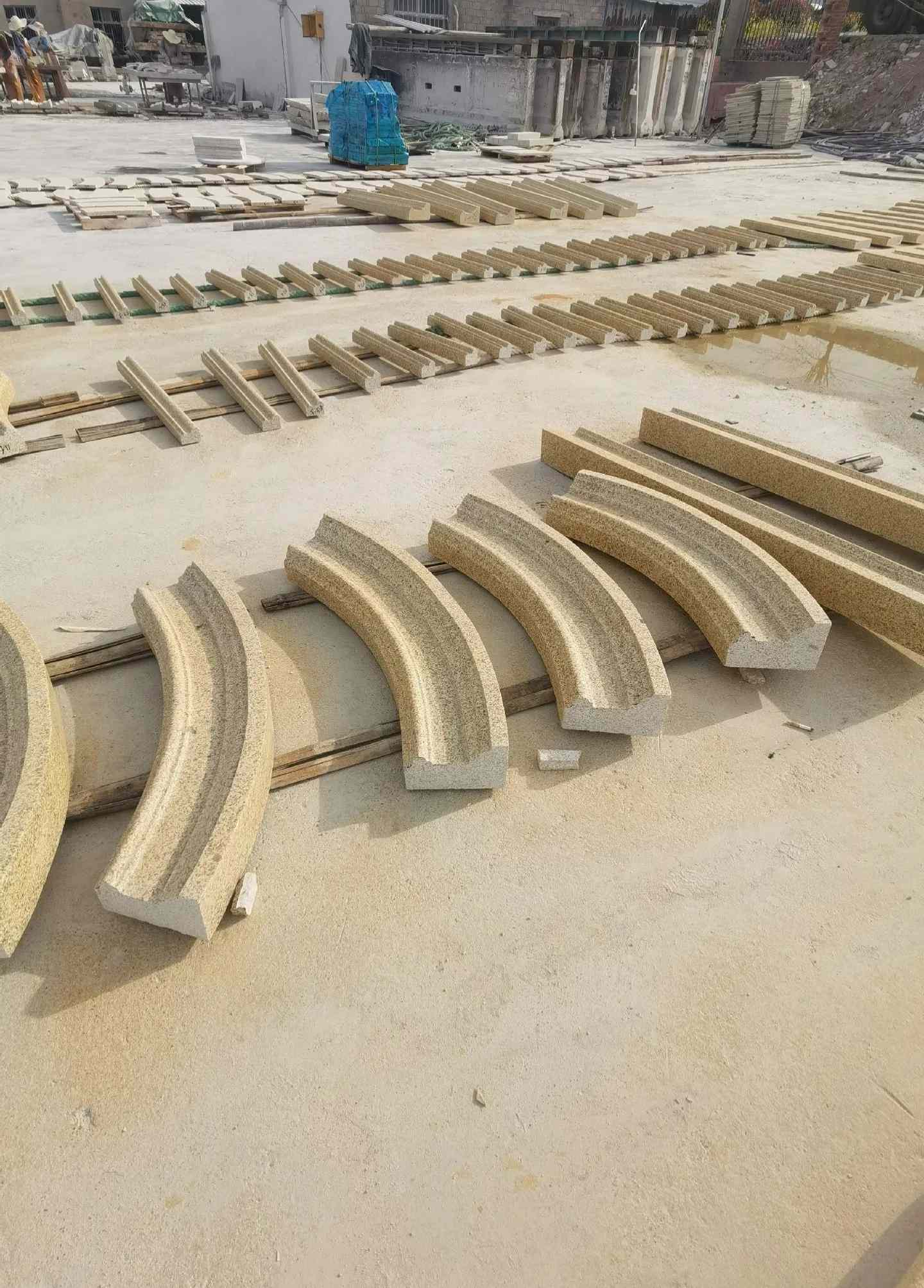 宣城 黄金麻花岗岩别墅线条